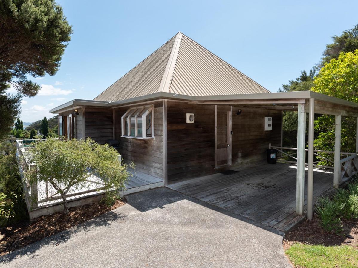 Te Maiki Escape - Russell Holiday Home Exteriör bild