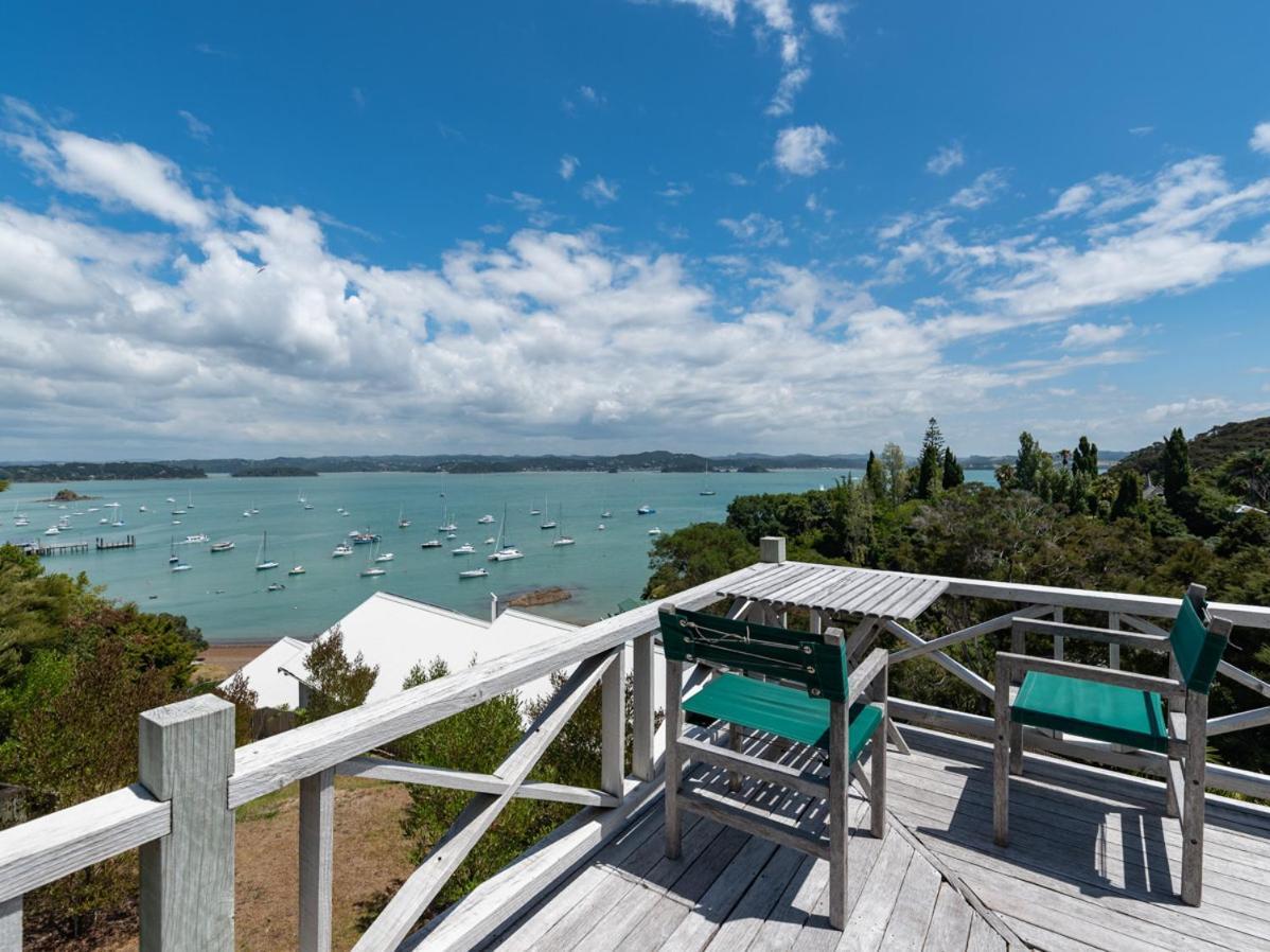 Te Maiki Escape - Russell Holiday Home Exteriör bild